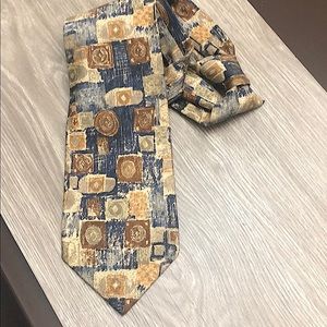 Vintage Silk tie in gold/brown/blue tones